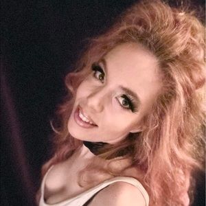 Meet your Posher, Guylaine